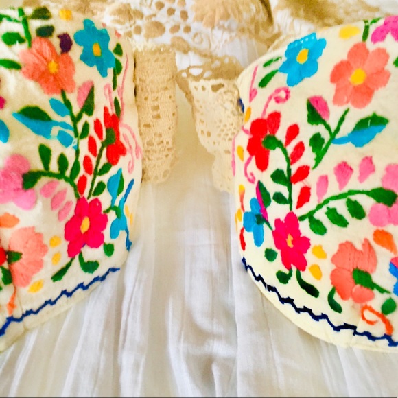 Face Mask Mexican Embroidered - Picture 3 of 3